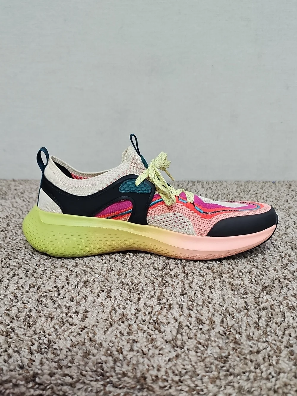 COLE HAAN ZEROGRANDE OUTPACE STITCHLITE RUNNER II WOMENS SNEAKERS BFPM-08-173
